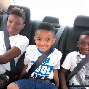 Meet your Posher, Leslie